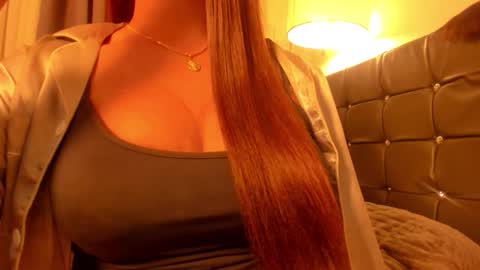 Snapshot of hot_fucking_lee chatting on 4, 3, 2026 kelly lee online show from 4, 3, 2026