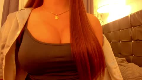 Snapshot of hot_fucking_lee chatting on 23, 3, 2026 kelly lee online show from 23, 3, 2026