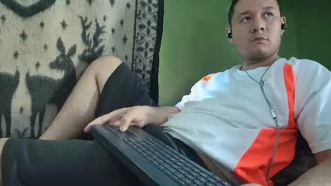 hot_guy36 online show from 23, 6, 2026