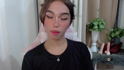 Khianna online show from 29, 5, 2026