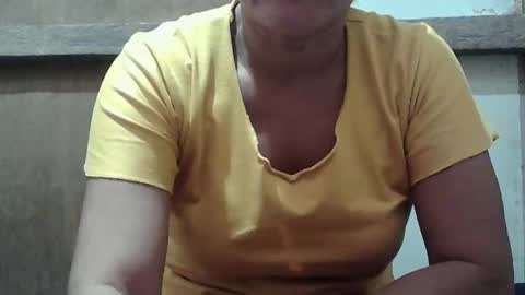 hotmama online show from 27, 1, 2025