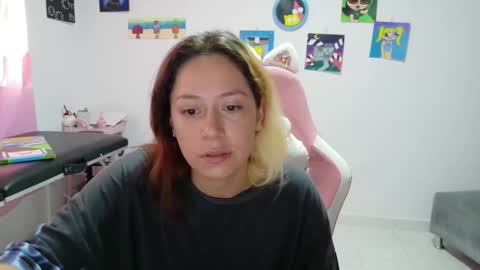 Mia online show from 17, 12, 2025