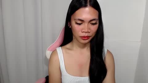 hot_pauline online show from 7, 5, 2026