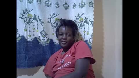 Snapshot of hot_raylah chatting on 5, 12, 2025 RAYLAH online show from 5, 12, 2025