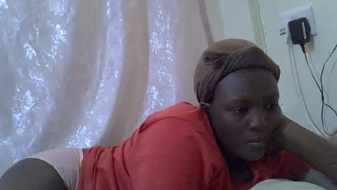 Snapshot of hot_raylah chatting on 8, 2, 2026 RAYLAH online show from 8, 2, 2026