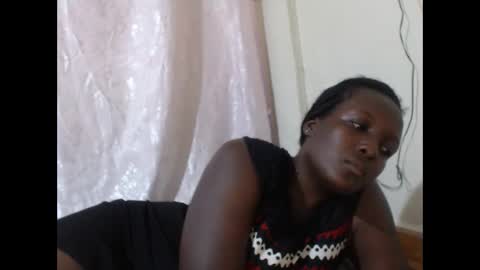 Snapshot of hot_raylah chatting on 5, 3, 2026 RAYLAH online show from 5, 3, 2026