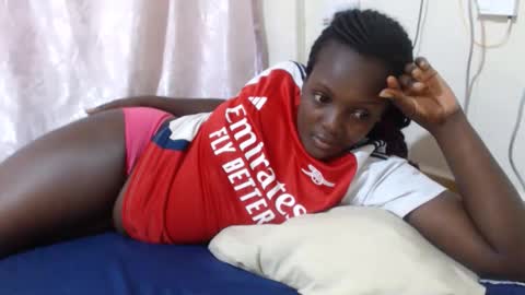 Snapshot of hot_raylah chatting on 10, 3, 2026 RAYLAH online show from 10, 3, 2026