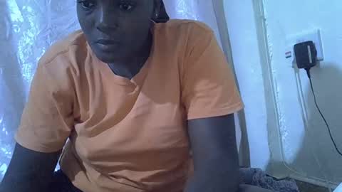 Snapshot of hot_raylah chatting on 21, 3, 2026 RAYLAH online show from 21, 3, 2026