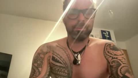 letmedoo2 online show from 28, 9, 2025