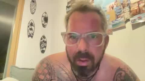 letmedoo2 online show from 15, 10, 2025