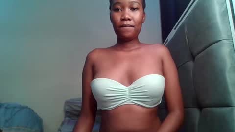 Snapshot of hot_sexyy_ladyy chatting on 27, 2, 2025 hot sexyy ladyy online show from 27, 2, 2025