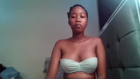 Snapshot of hot_sexyy_ladyy chatting on 8, 3, 2025 hot sexyy ladyy online show from 8, 3, 2025