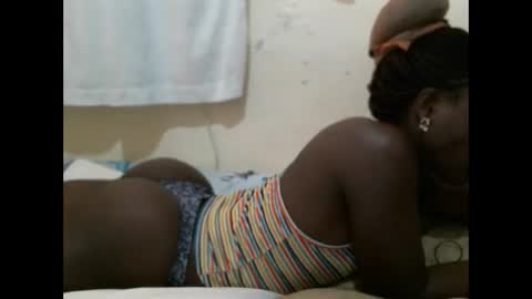 hot_shannia online show from 24, 10, 2025