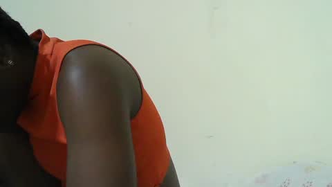 hot_shannia online show from 17, 7, 2026