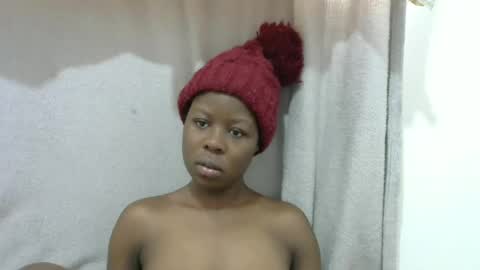 Snapshot of hot_shayla chatting on 23, 6, 2026 esiiii online show from 23, 6, 2026
