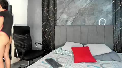 Snapshot of hot_summer_boy chatting on 23, 3, 2026 Hot Summer Boy online show from 23, 3, 2026