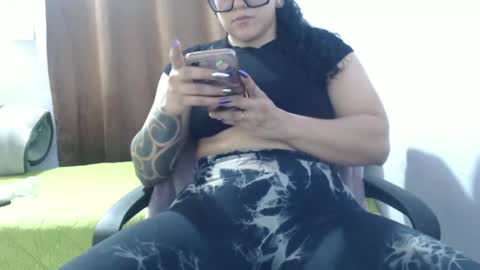 Snapshot of hotandpower10 chatting on 21, 2, 2025 Hot and PowerHOPE U MISS ME online show from 21, 2, 2025