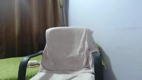 Snapshot of hotandpower10 chatting on 10, 3, 2025 Hot and PowerHOPE U MISS ME online show from 10, 3, 2025