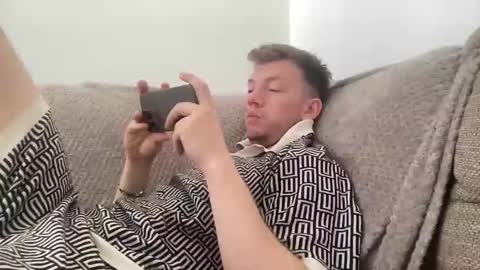 hotblondeguy online show from 23, 10, 2025