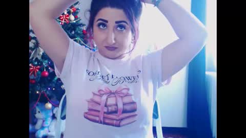 Snapshot of hotboobsmaya chatting on 17, 12, 2025 hotboobsmaya online show from 17, 12, 2025