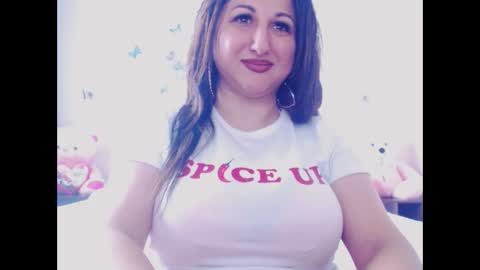 Snapshot of hotboobsmaya chatting on 2, 3, 2026 hotboobsmaya online show from 2, 3, 2026