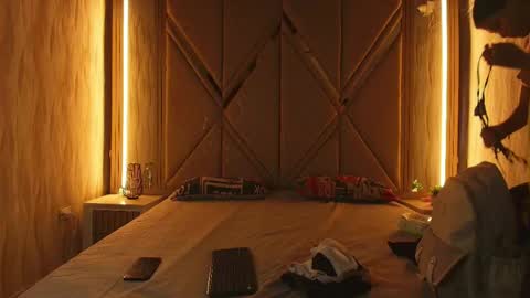 hotcouple_222 online show from 18, 3, 2026