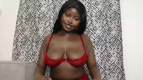 Snapshot of hotcurvykeisha chatting on 26, 10, 2025 Hotcurvykeisha online show from 26, 10, 2025