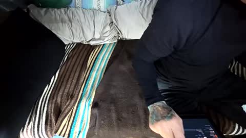 Snapshot of hotdogstuffer chatting on 14, 11, 2025 hotdogstuffer online show from 14, 11, 2025