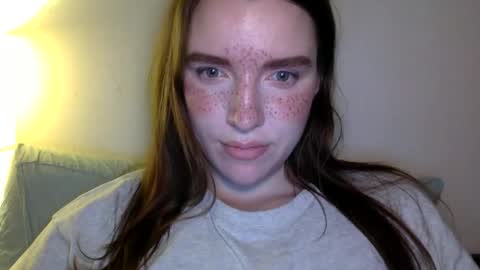Snapshot of hoteffy chatting on 27, 4, 2026 effy online show from 27, 4, 2026
