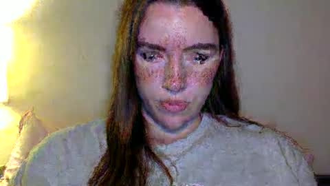 Snapshot of hoteffy chatting on 4, 5, 2026 effy online show from 4, 5, 2026