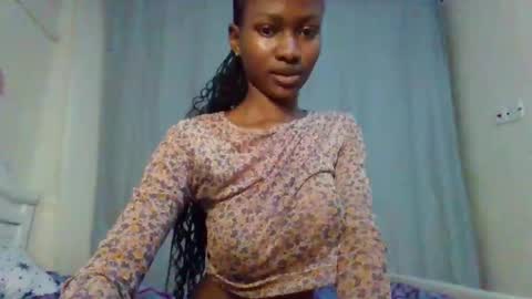 hotfalling706077 online show from 26, 12, 2024