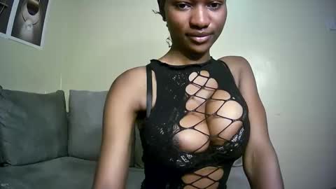 hotfalling706077 online show from 11, 1, 2025