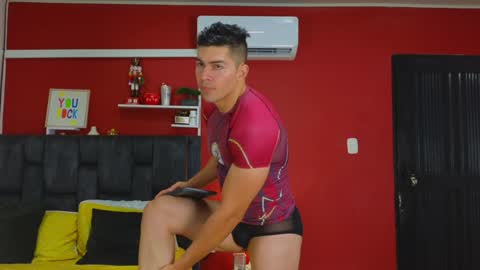 Snapshot of hotfuckers4uu chatting on 26, 12, 2024 felipe marcello online show from 26, 12, 2024