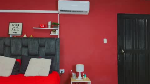 Snapshot of hotfuckers4uu chatting on 8, 1, 2025 felipe marcello online show from 8, 1, 2025