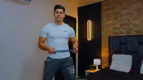 Snapshot of hotfuckers4uu chatting on 12, 2, 2025 felipe marcello online show from 12, 2, 2025