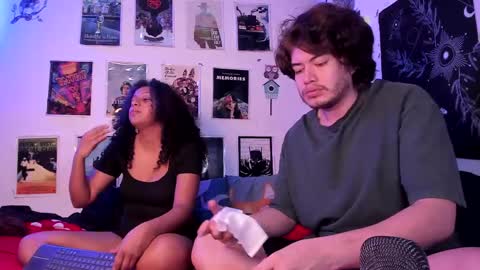 Sam and Nico online show from 4, 5, 2026
