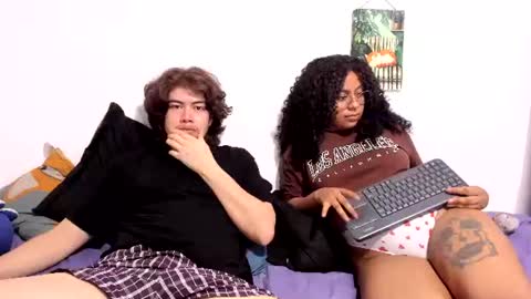 Sam and Nico online show from 7, 7, 2026