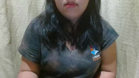hotiemorenagurl18 online show from 18, 10, 2025