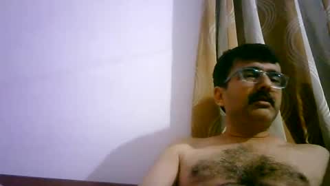 Hot India online show from 4, 12, 2025