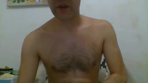 Snapshot of hotitan chatting on 9, 9, 2025 hottitan  twitter Marianoshcam online show from 9, 9, 2025