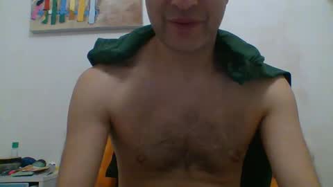 Snapshot of hotitan chatting on 24, 9, 2025 hottitan  twitter Marianoshcam online show from 24, 9, 2025