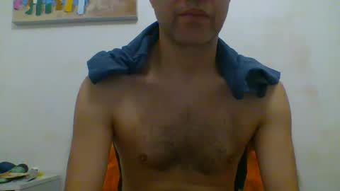 Snapshot of hotitan chatting on 27, 9, 2025 hottitan  twitter Marianoshcam online show from 27, 9, 2025