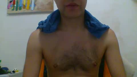 Snapshot of hotitan chatting on 28, 9, 2025 hottitan  twitter Marianoshcam online show from 28, 9, 2025