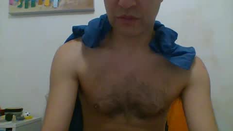 Snapshot of hotitan chatting on 1, 10, 2025 hottitan  twitter Marianoshcam online show from 1, 10, 2025