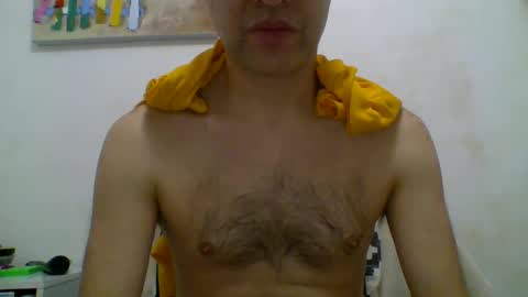 Snapshot of hotitan chatting on 26, 10, 2025 hottitan  twitter Marianoshcam online show from 26, 10, 2025
