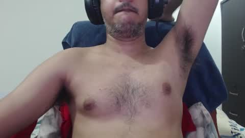 Snapshot of hotjkeanu chatting on 7, 7, 2026 James-Hotxx online show from 7, 7, 2026