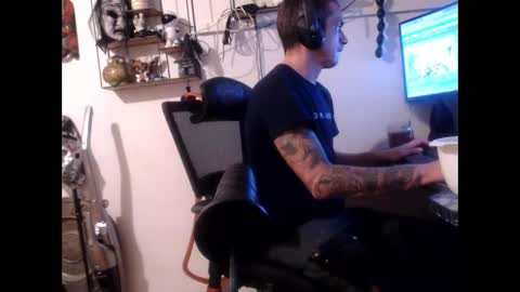 hotkinkytat online show from 10, 3, 2025