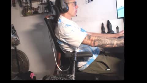hotkinkytat online show from 29, 4, 2026