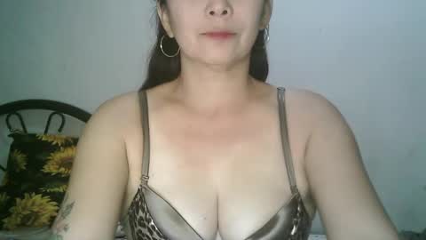 Snapshot of hotmamajen4u chatting on 29, 5, 2026 hotmamajen4u online show from 29, 5, 2026