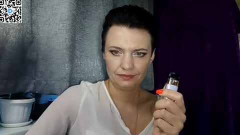 hotmamaqueen234 online show from 11, 5, 2026
